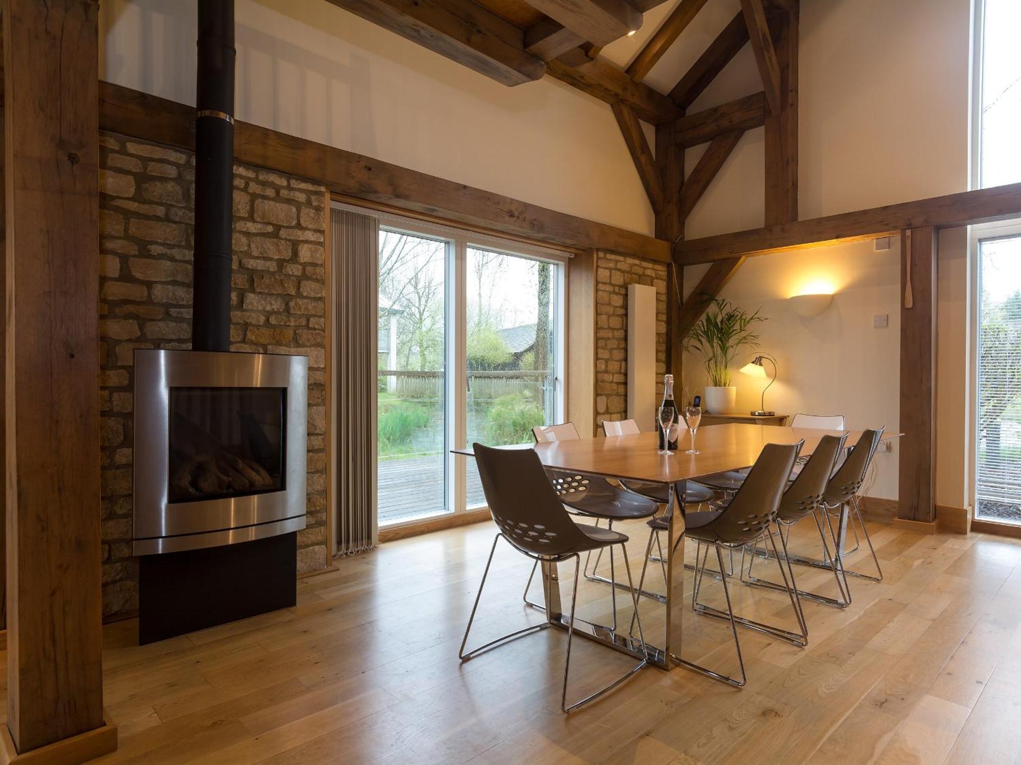 Coot Lodge Somerford Keynes Exterior photo